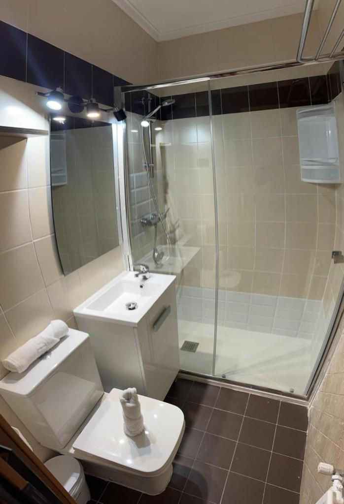 Hostal-Restaurante Posada Del Duque Villalbilla de Burgos ภายนอก รูปภาพ